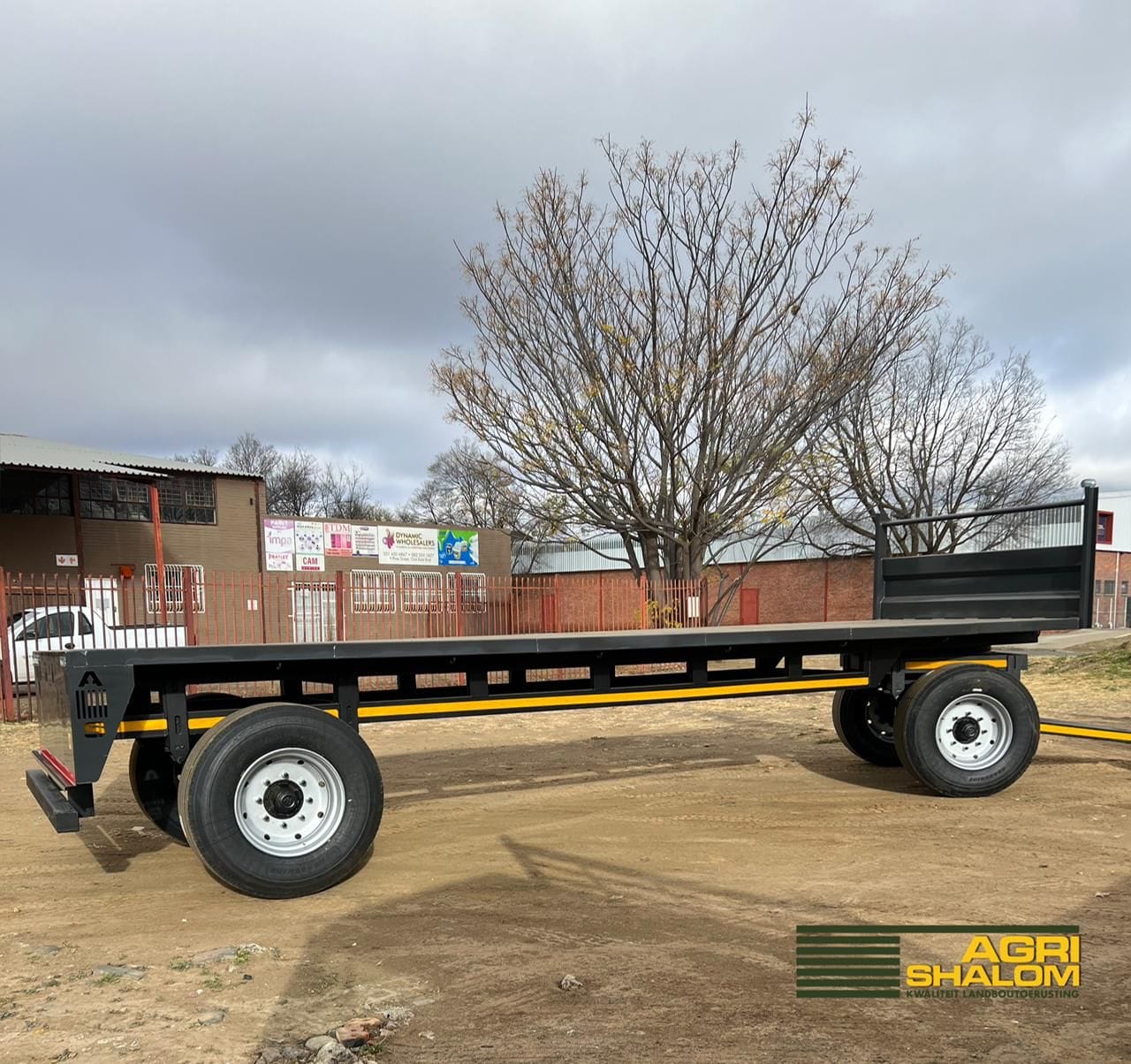12T FARM TRAILER (NO DROPSIDES)