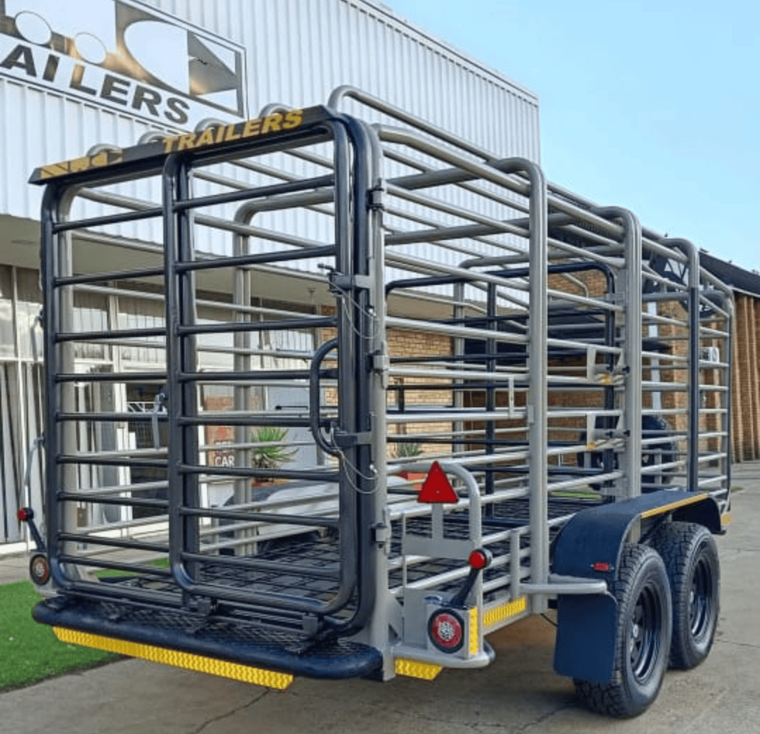 NIC 14 - 4.6m Trailer 5